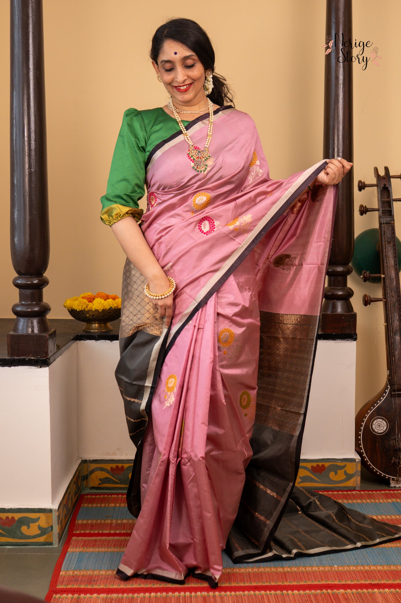 MANISHA (मनीषा)