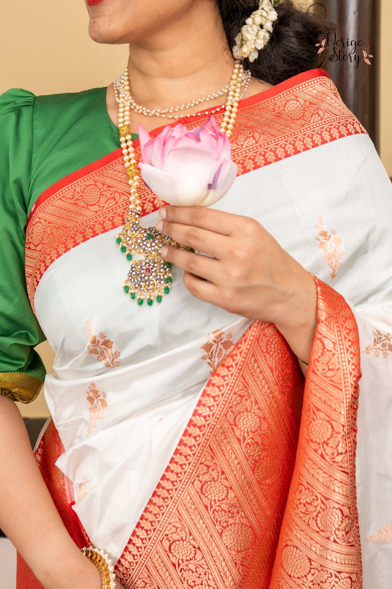 KAVISHI (कविशी)