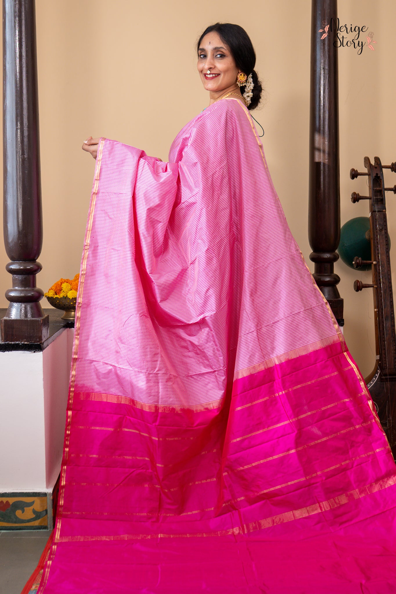 ESHWARI (ஈஸ்வரி)