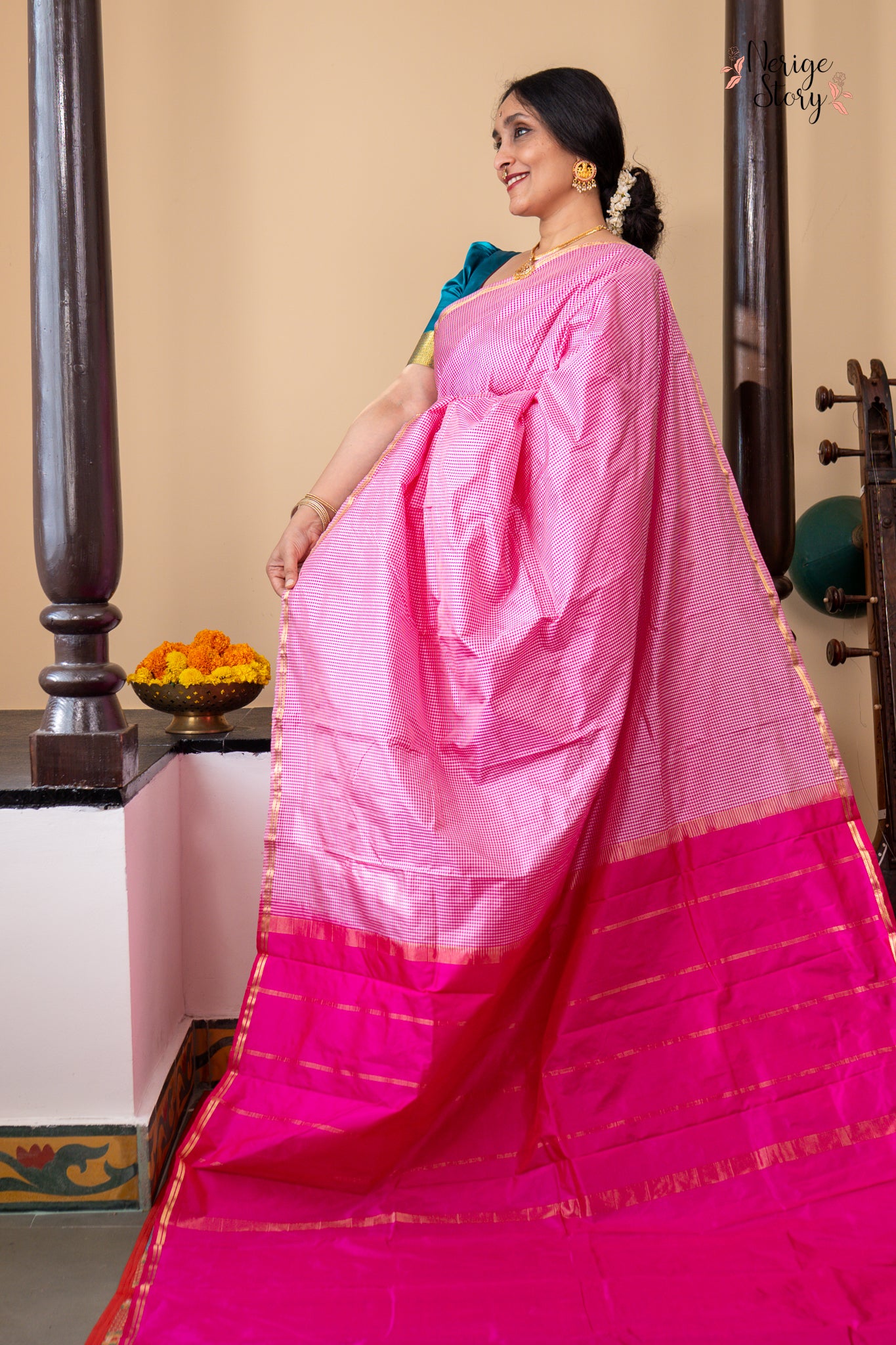 ESHWARI (ஈஸ்வரி)