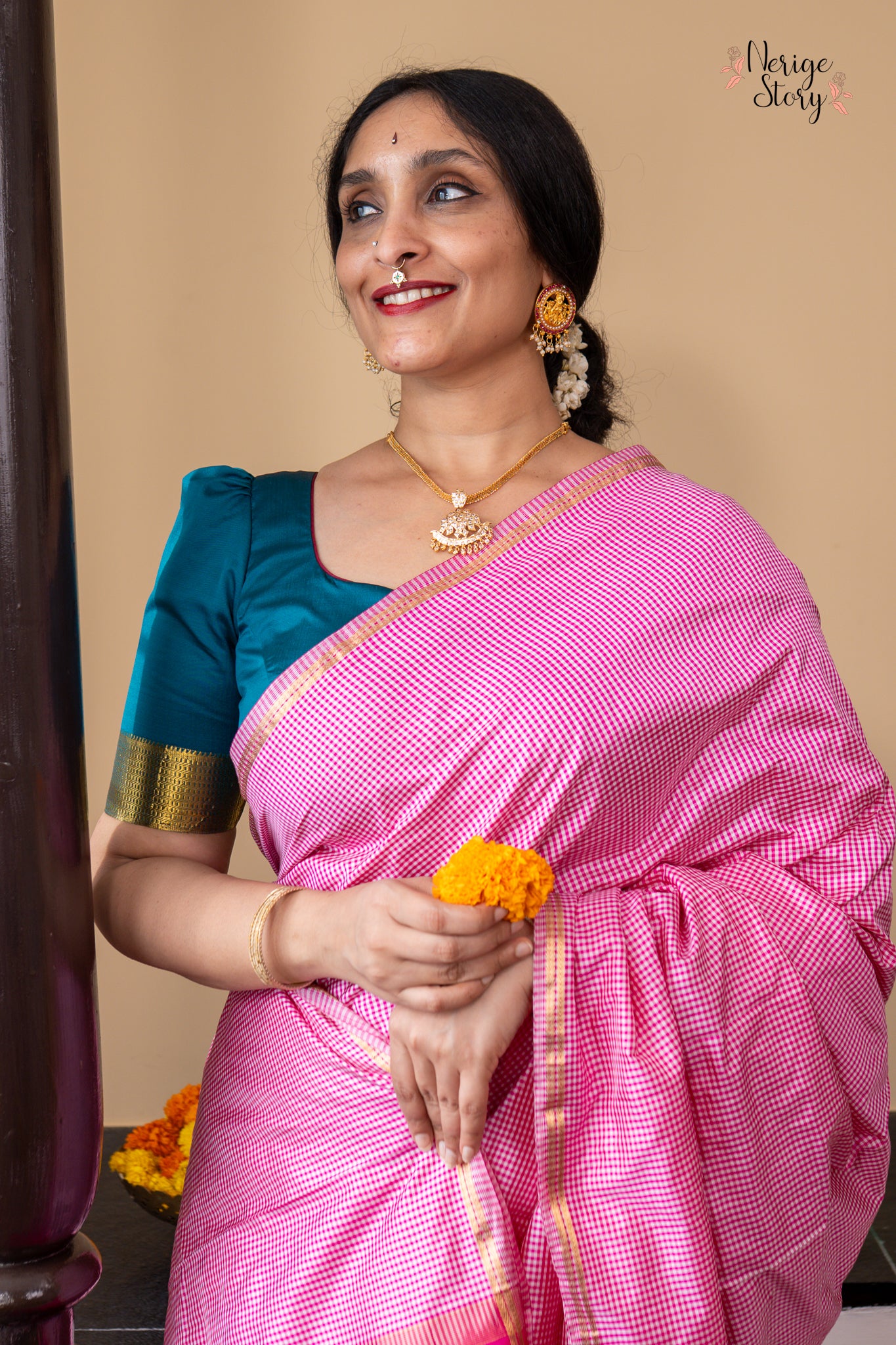 ESHWARI (ஈஸ்வரி)