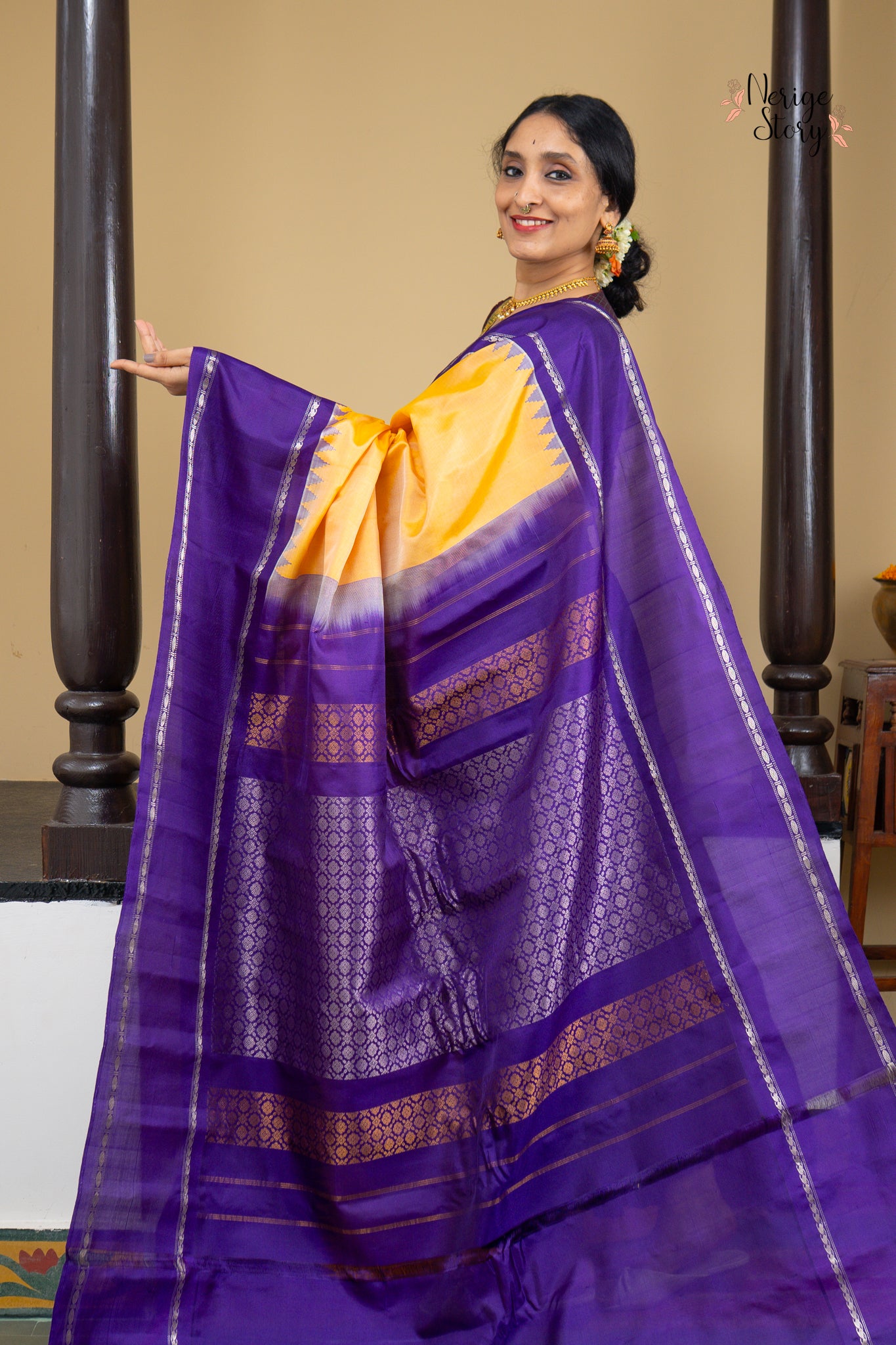 GIRINANDINI (గిరినందిని)