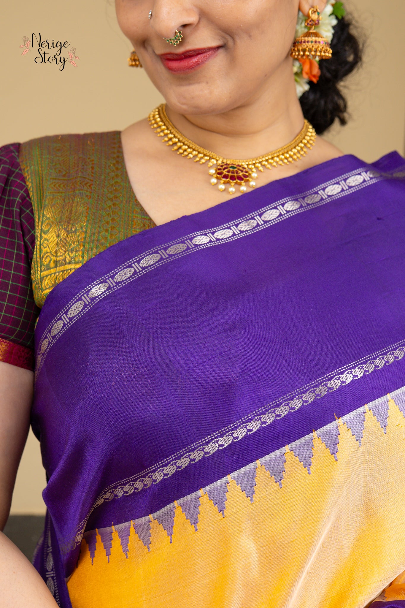 GIRINANDINI (గిరినందిని)