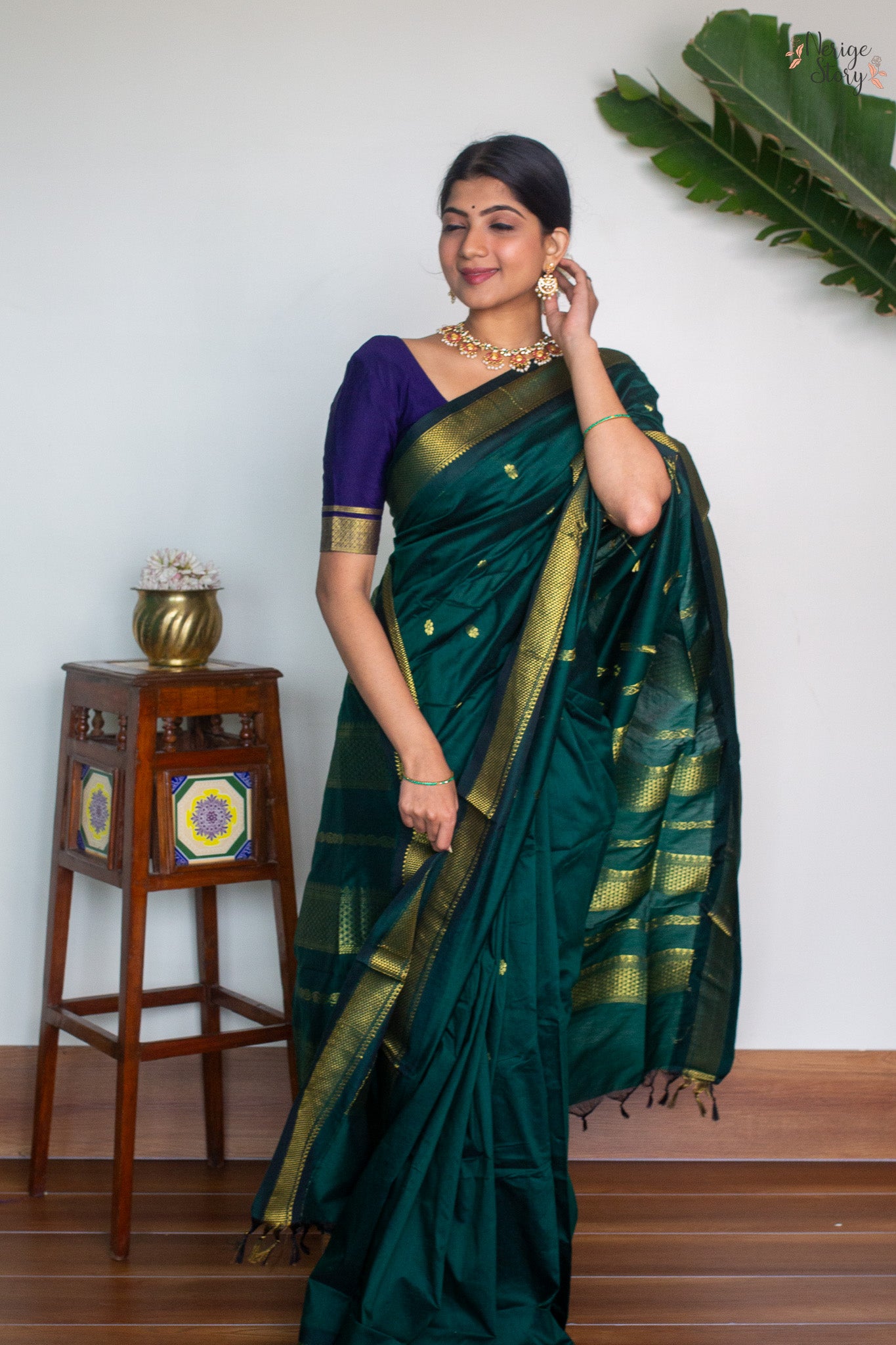 KUNJARI (குஞ்சரி)