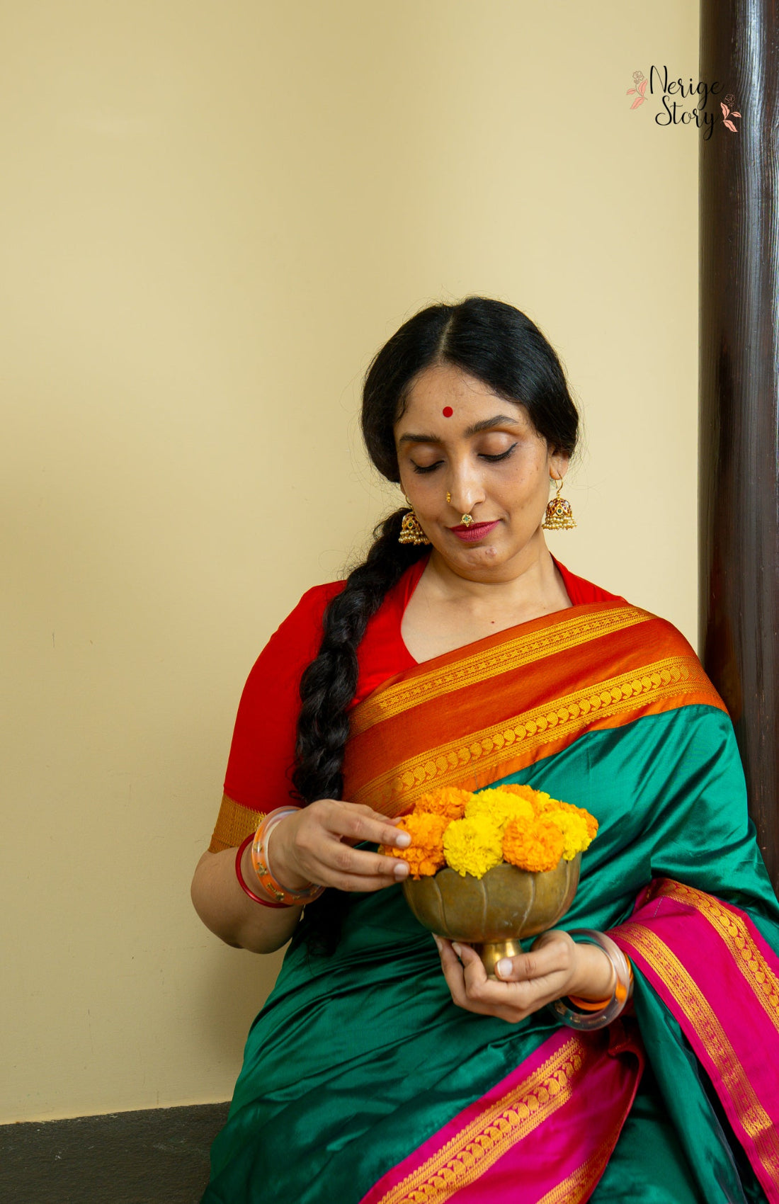 MOUNIKA (ಮೌನಿಕಾ)
