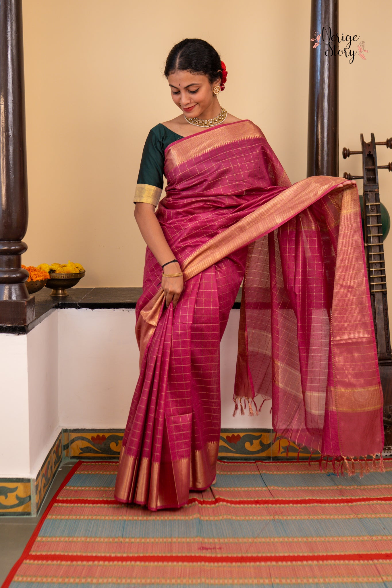 CHANDANA (चंदना)
