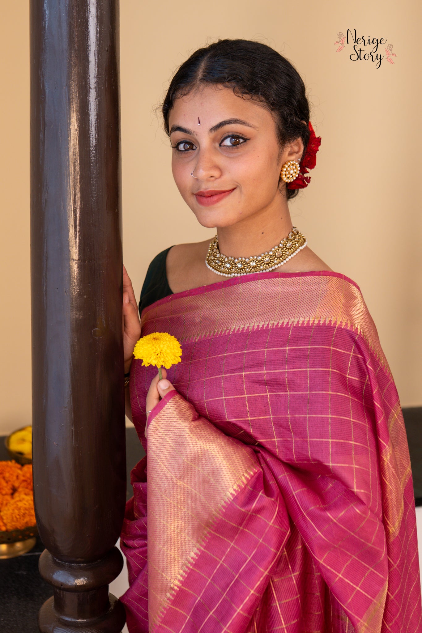 CHANDANA (चंदना)