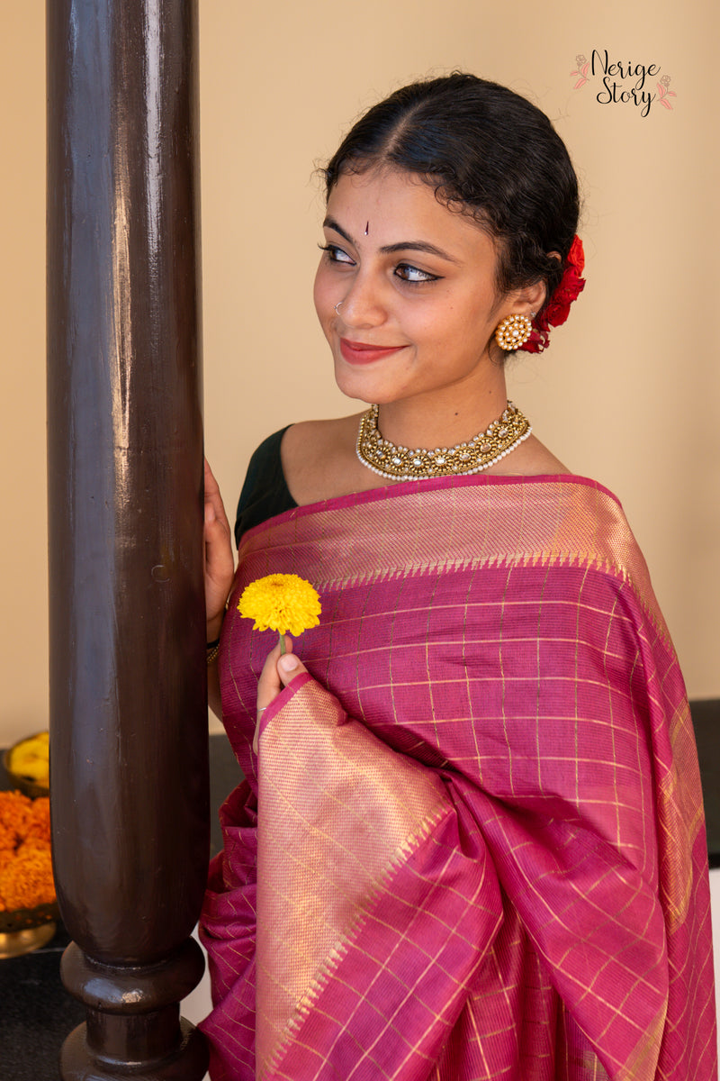 CHANDANA (चंदना)