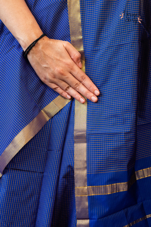 POORANI (பூரணி)