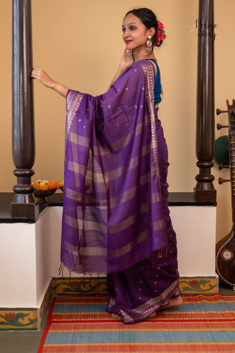 KAMALAYA (कमलया)