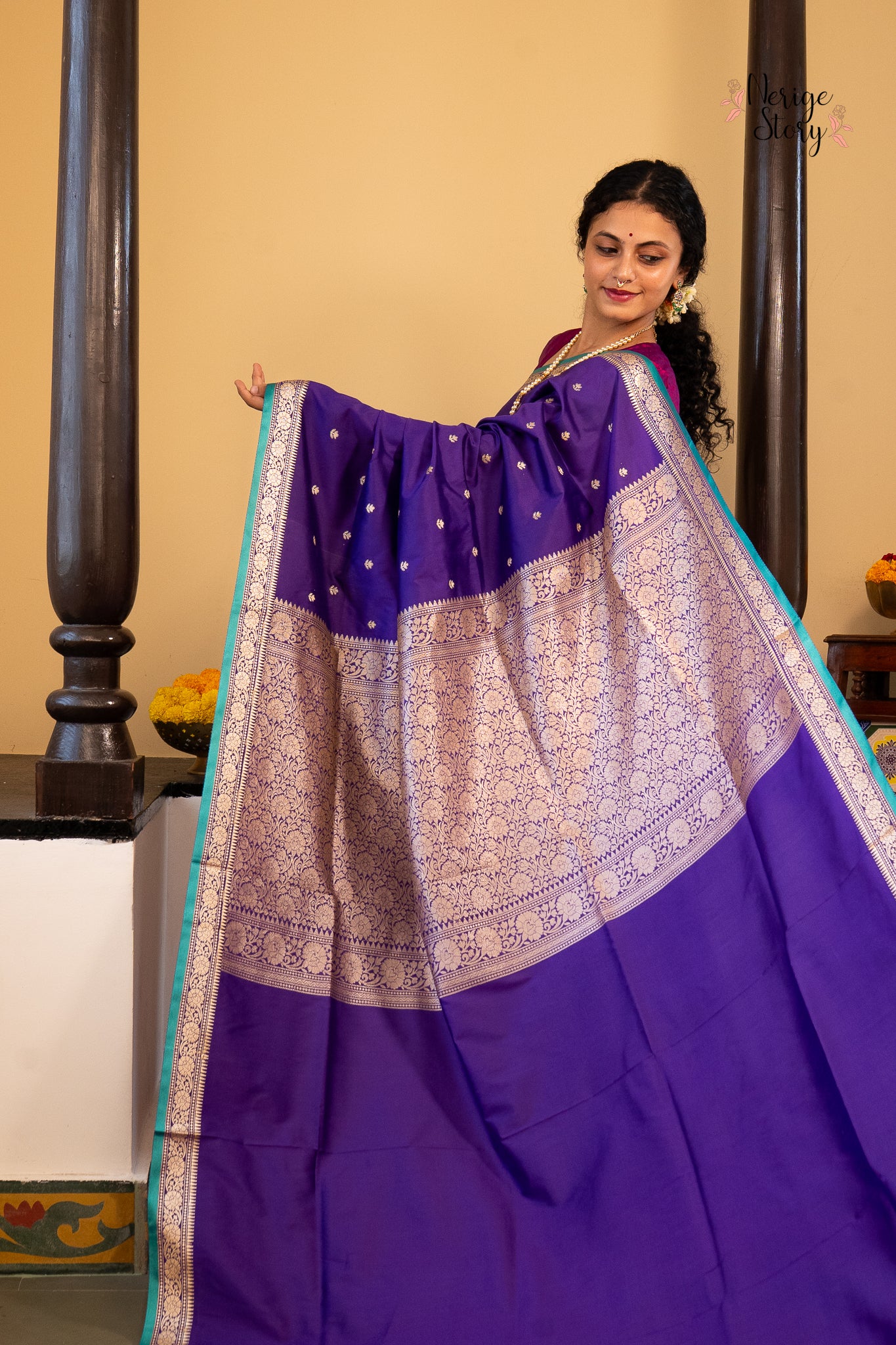 BAHARIKA (बहारिका)