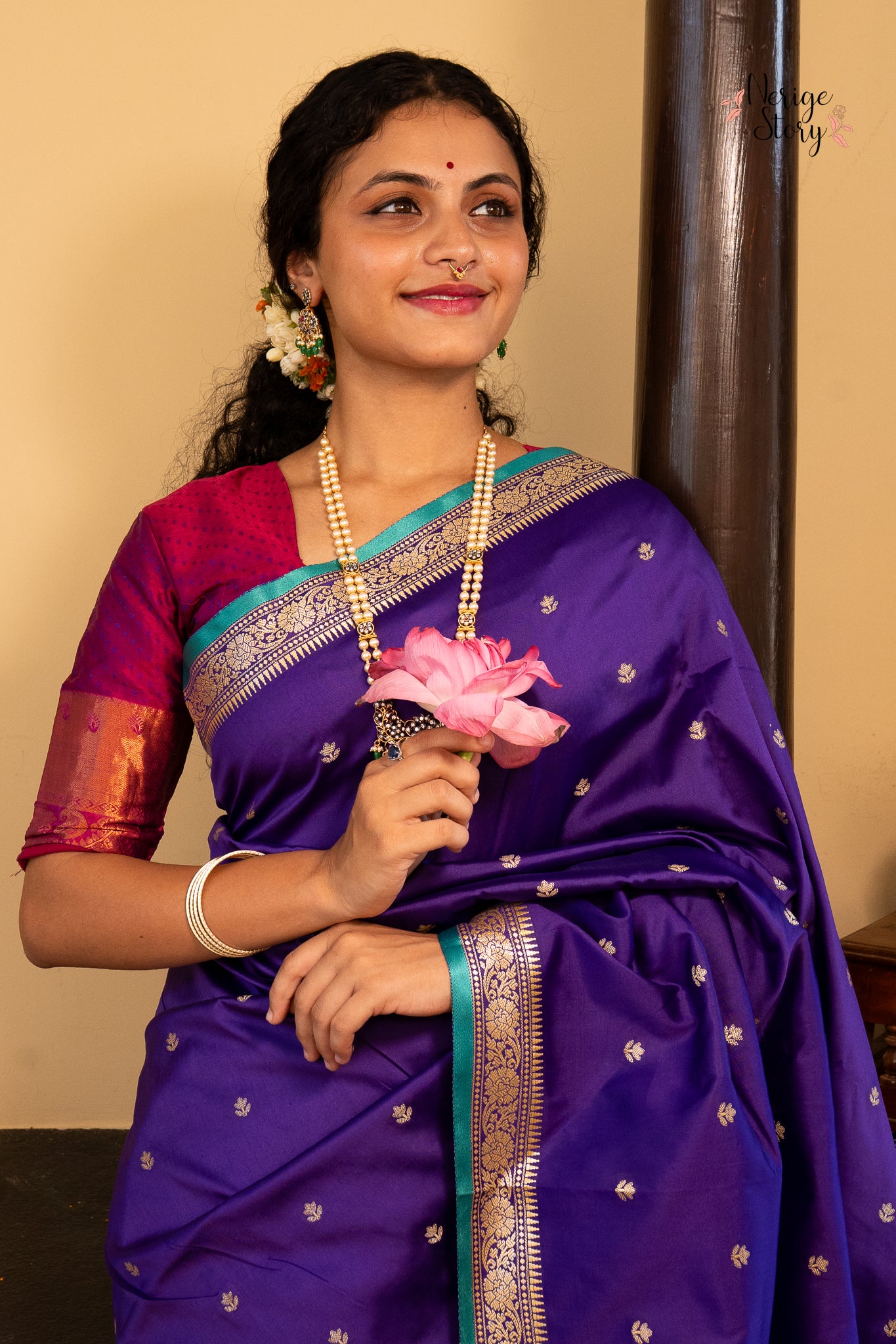 BAHARIKA (बहारिका)