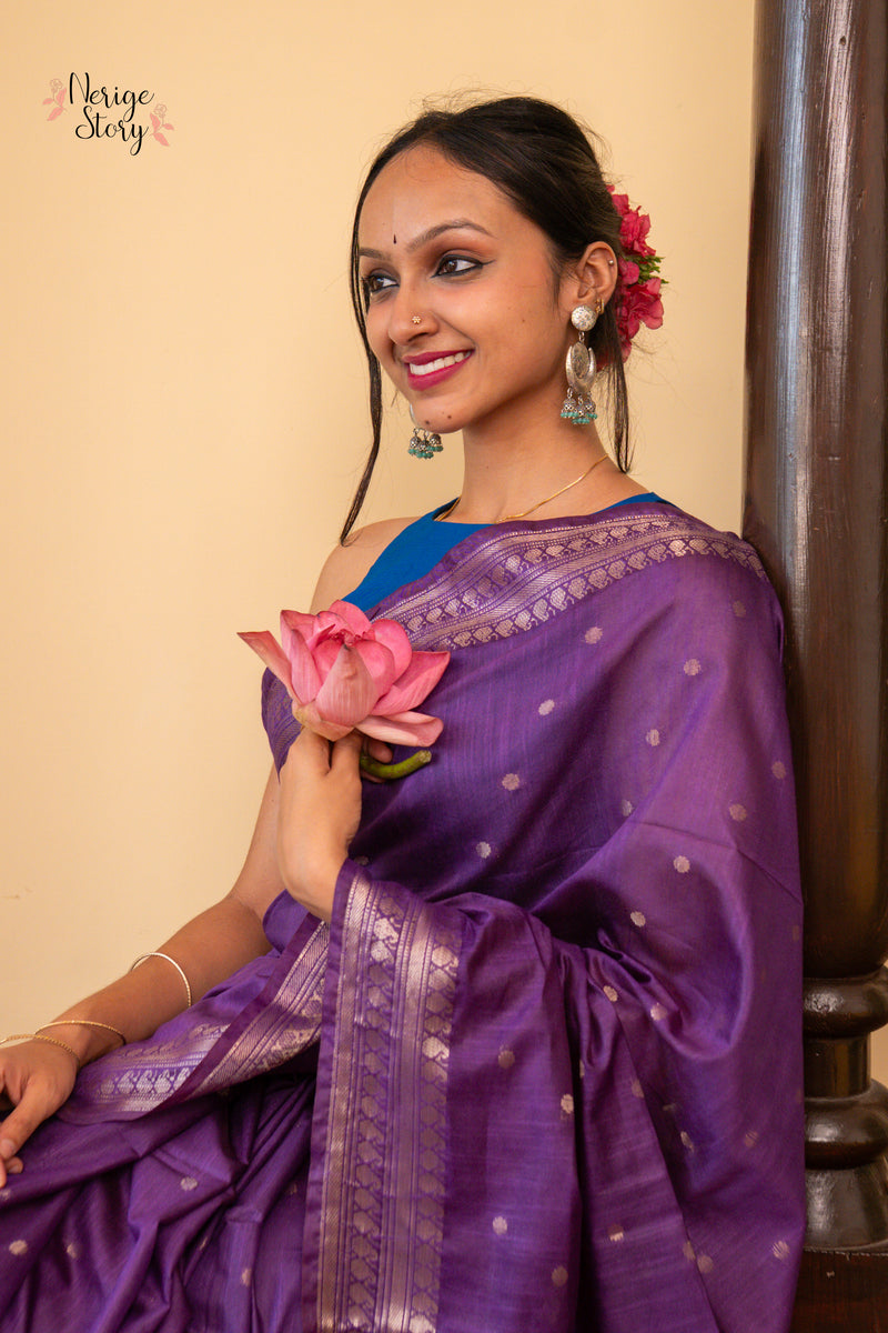 KAMALAYA (कमलया)