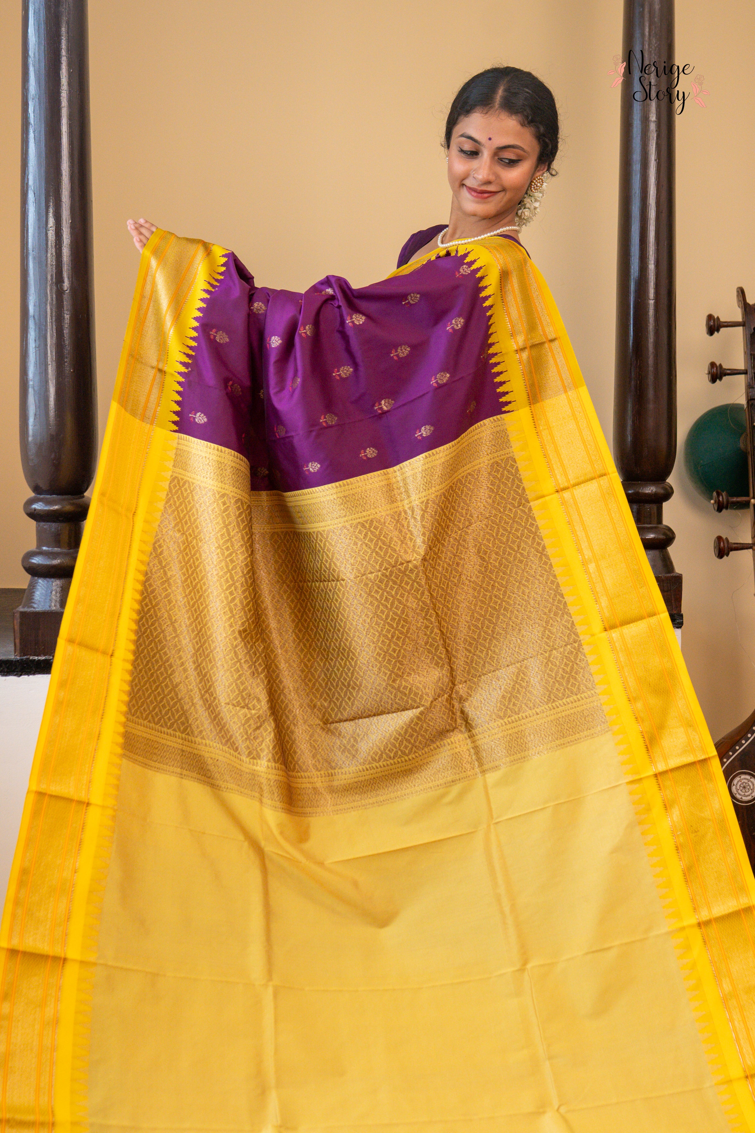 ISHITA (इशिता)