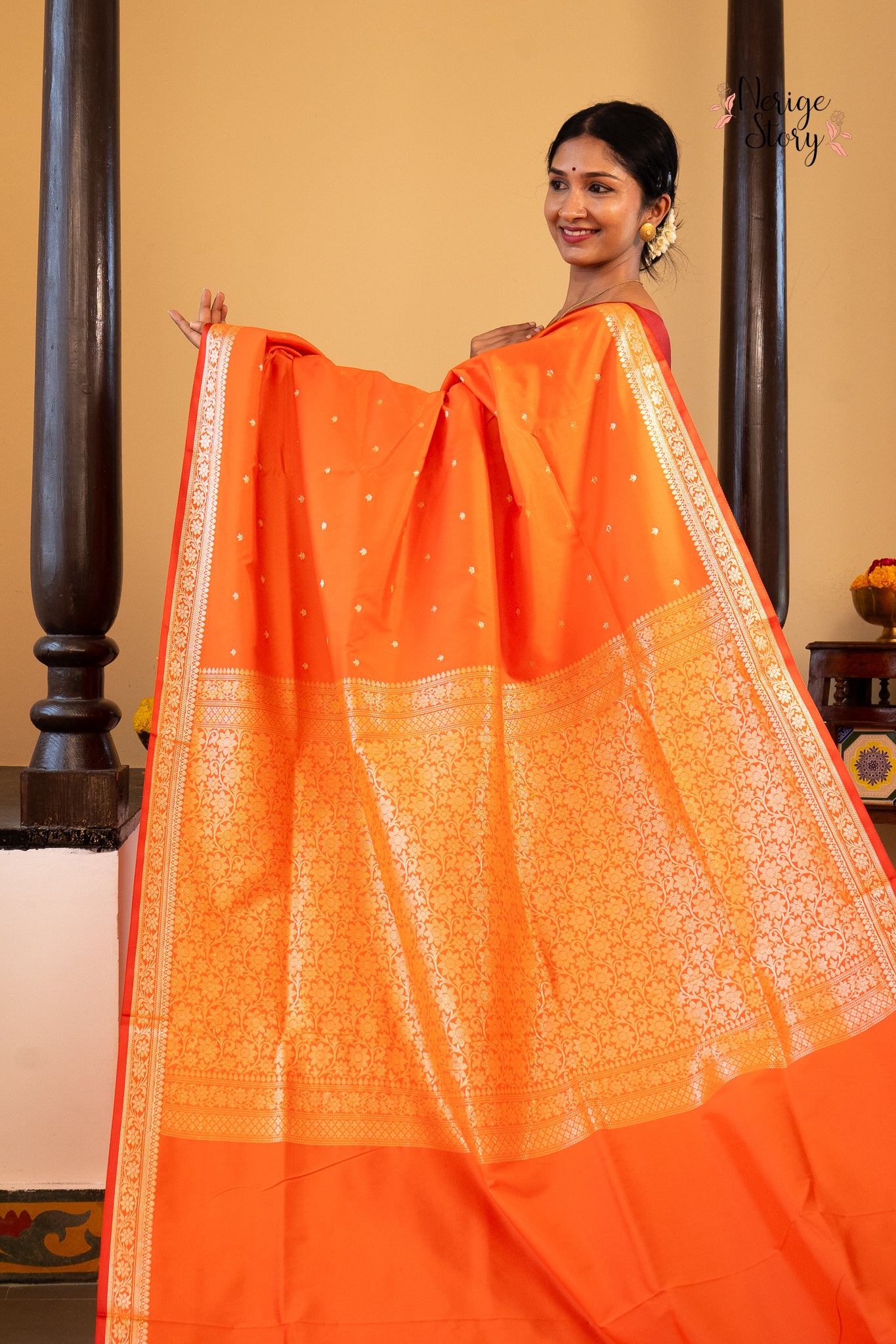 KASHMIRA (कश्मीरा)