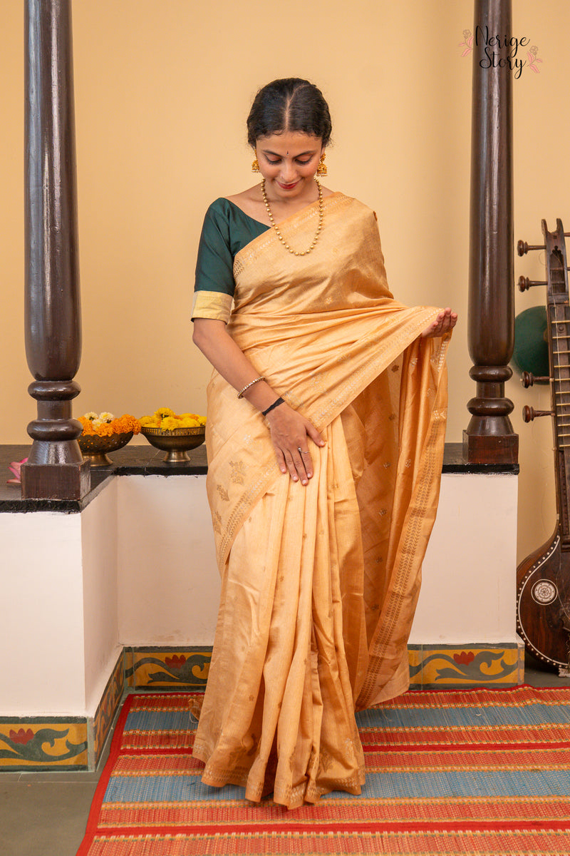 JAYANI (जयनी)