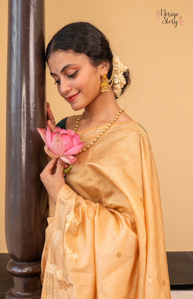 JAYANI (जयनी)