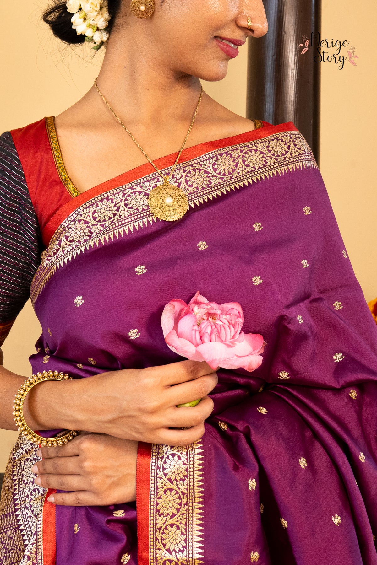 ARYAVIKA (आर्यविका)