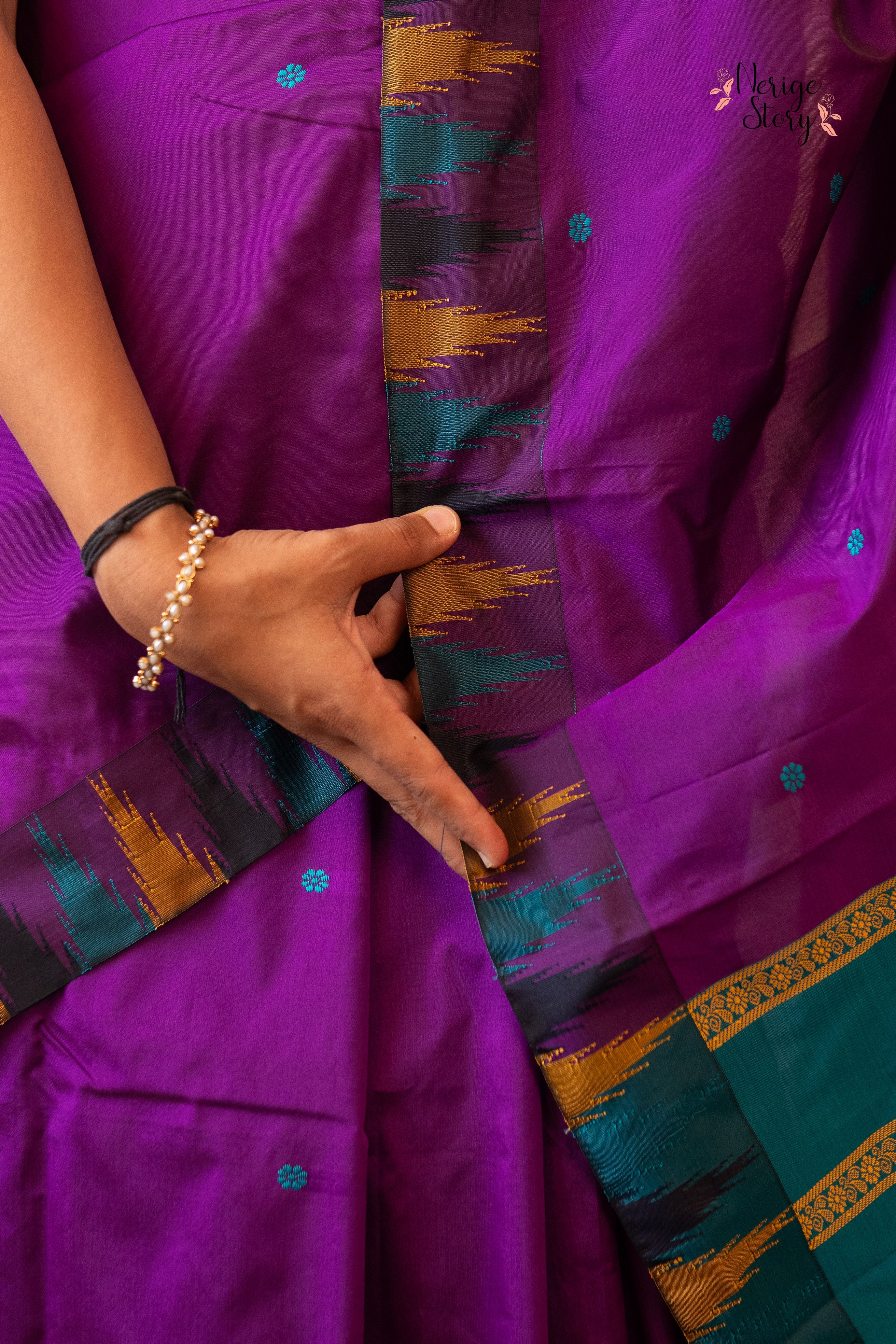 DEEPRIKA (ದೀಪ್ರಿಕಾ)