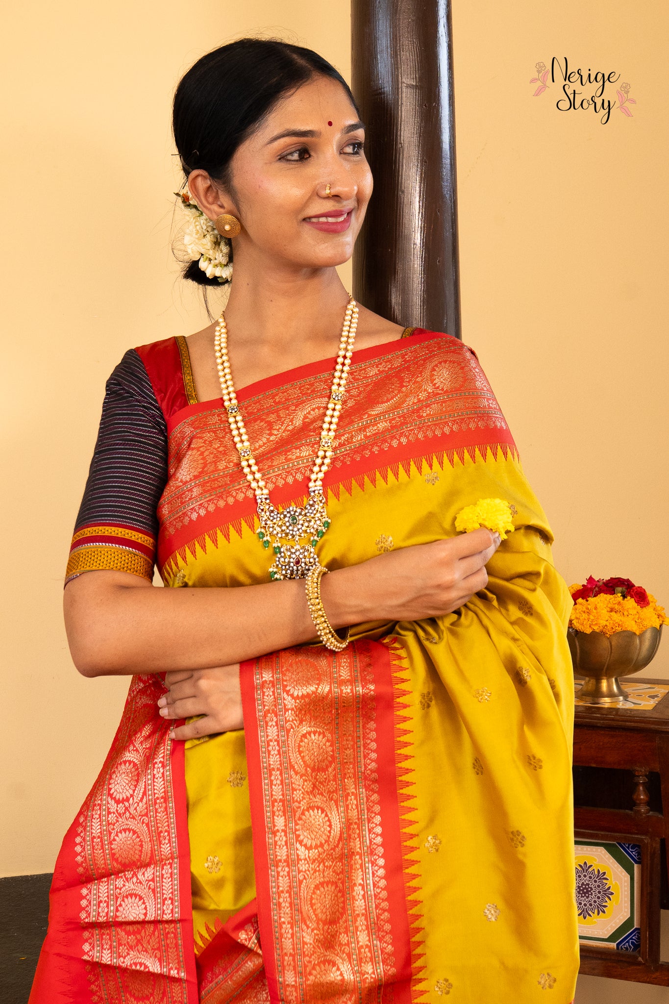 SMITIKA (स्मितिका)