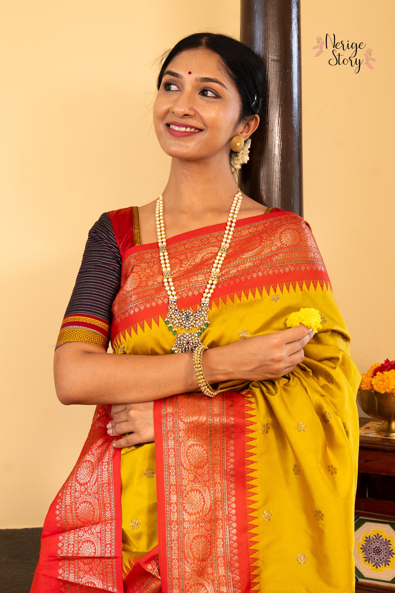 SMITIKA (स्मितिका)