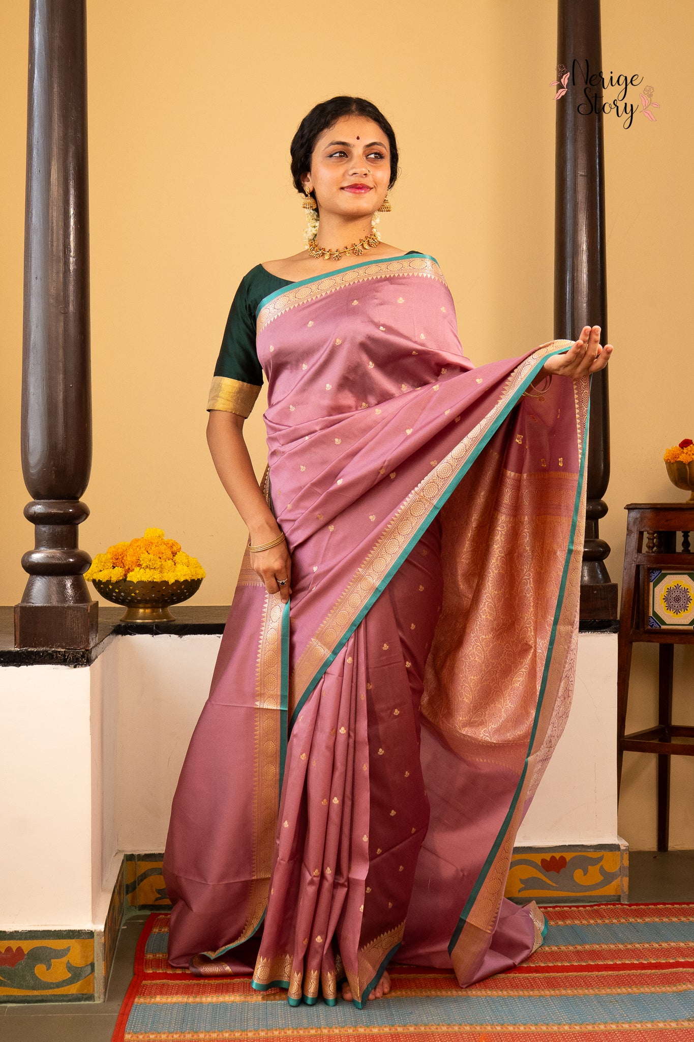 SUCHISMITA (सुचिस्मिता)