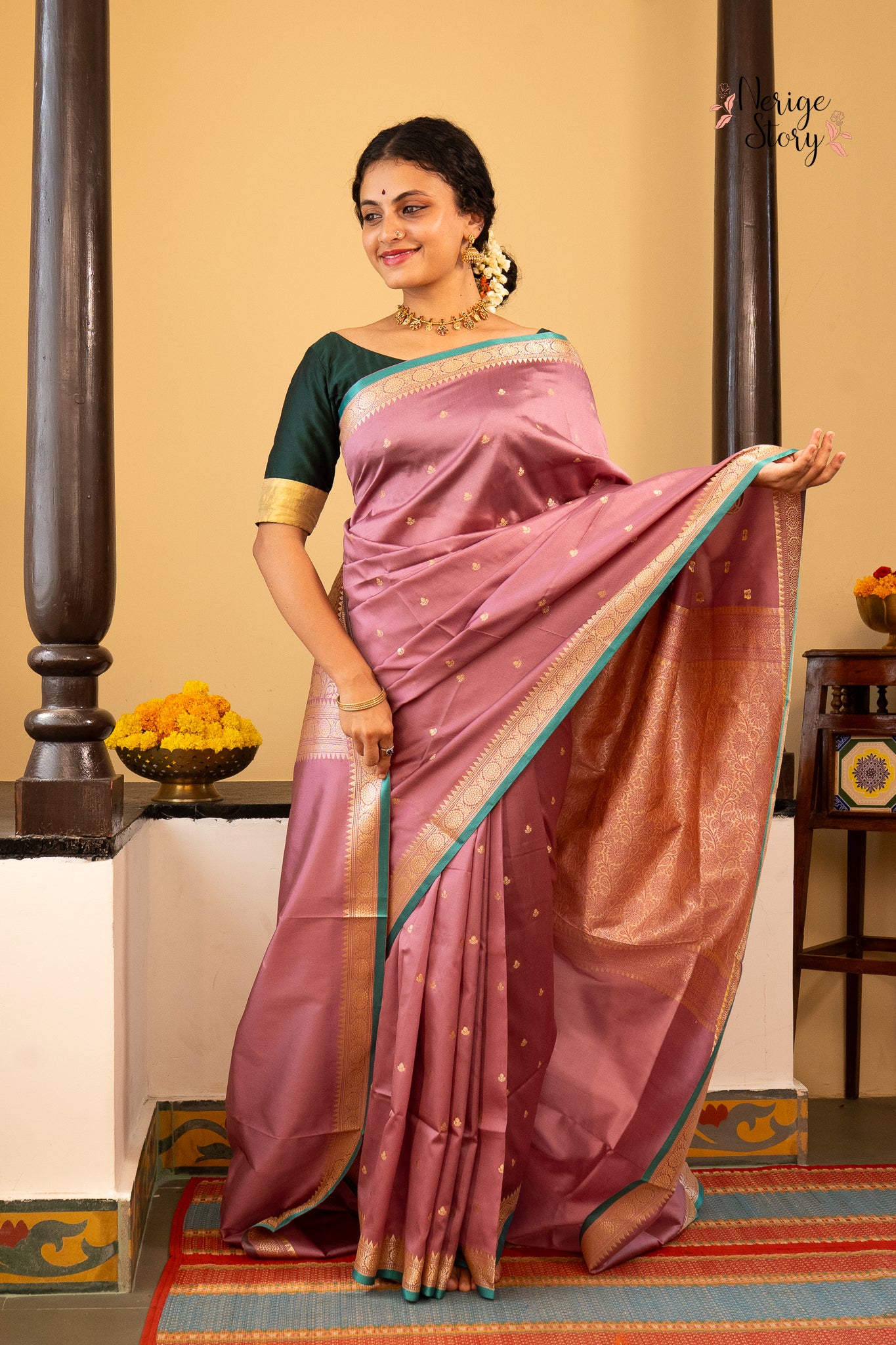 SUCHISMITA (सुचिस्मिता)