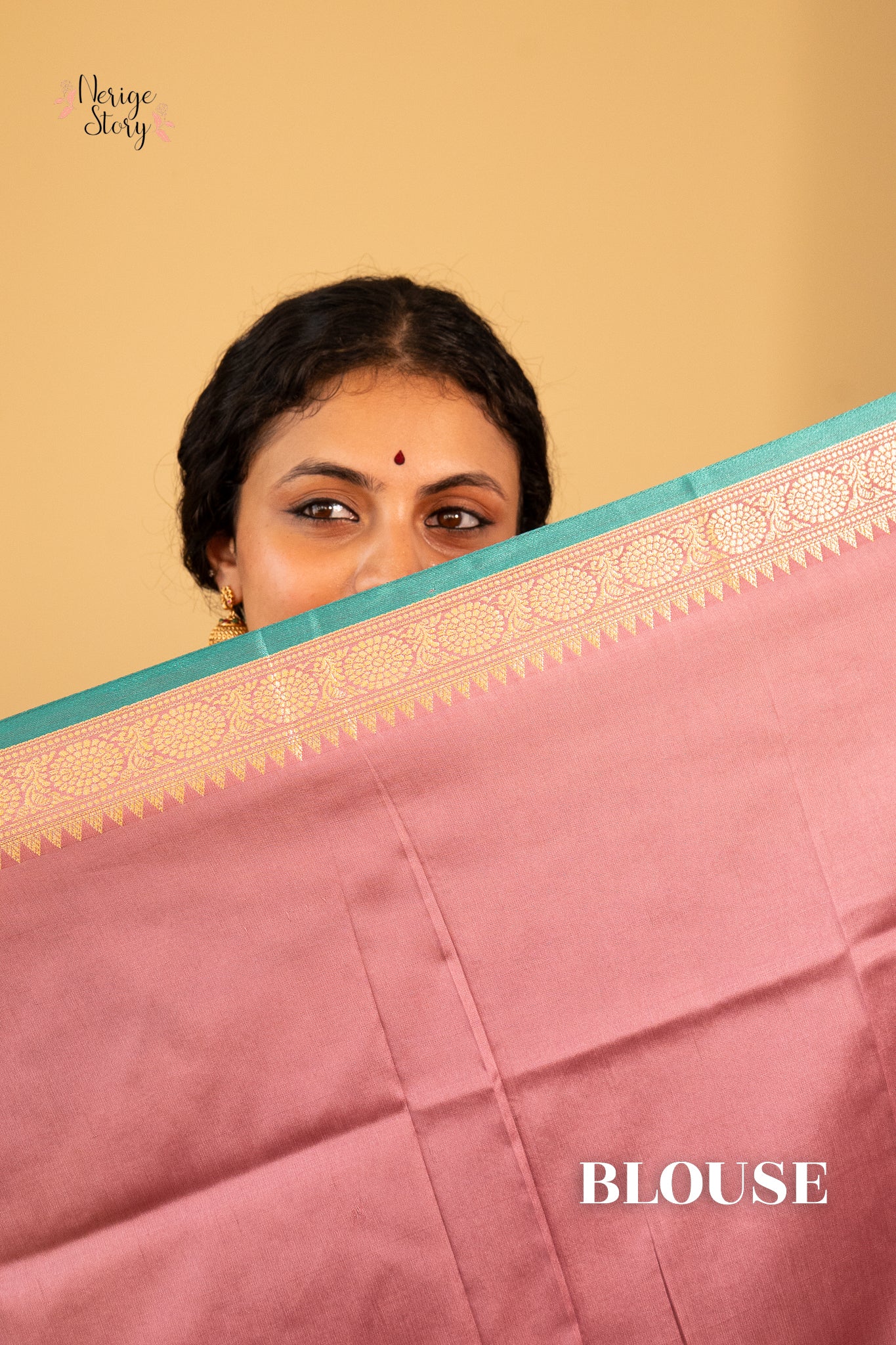 SUCHISMITA (सुचिस्मिता)