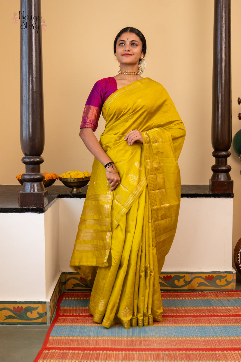 PANKURI (पंखुरी)