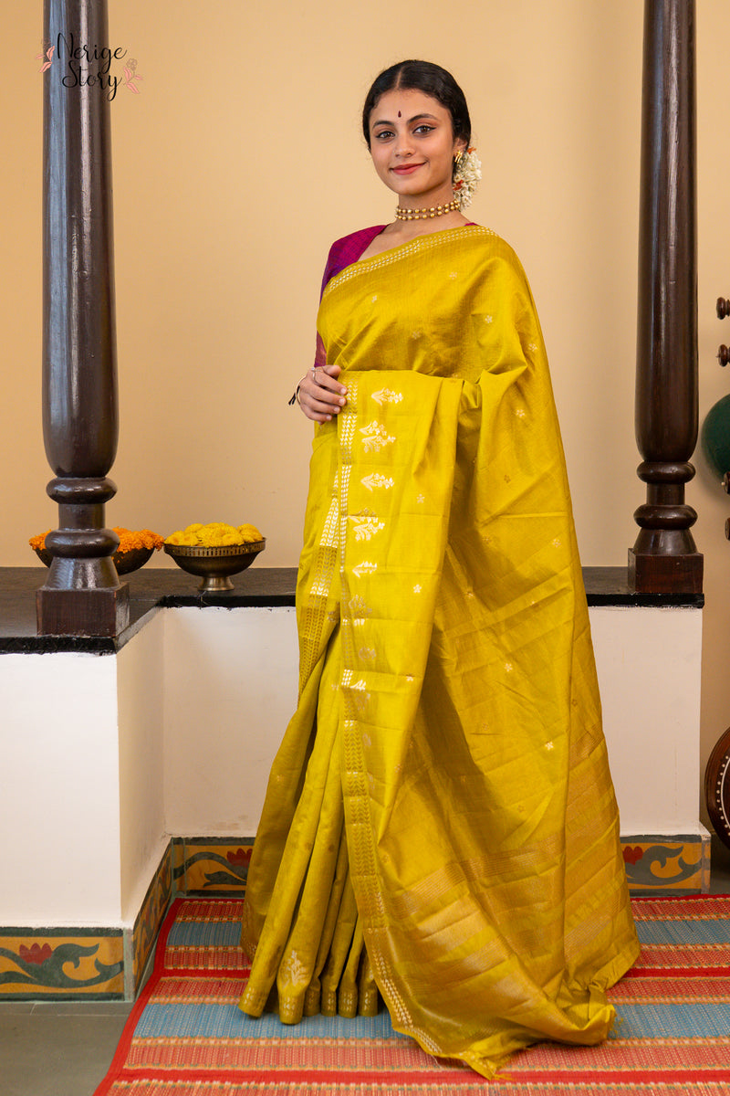 PANKURI (पंखुरी)