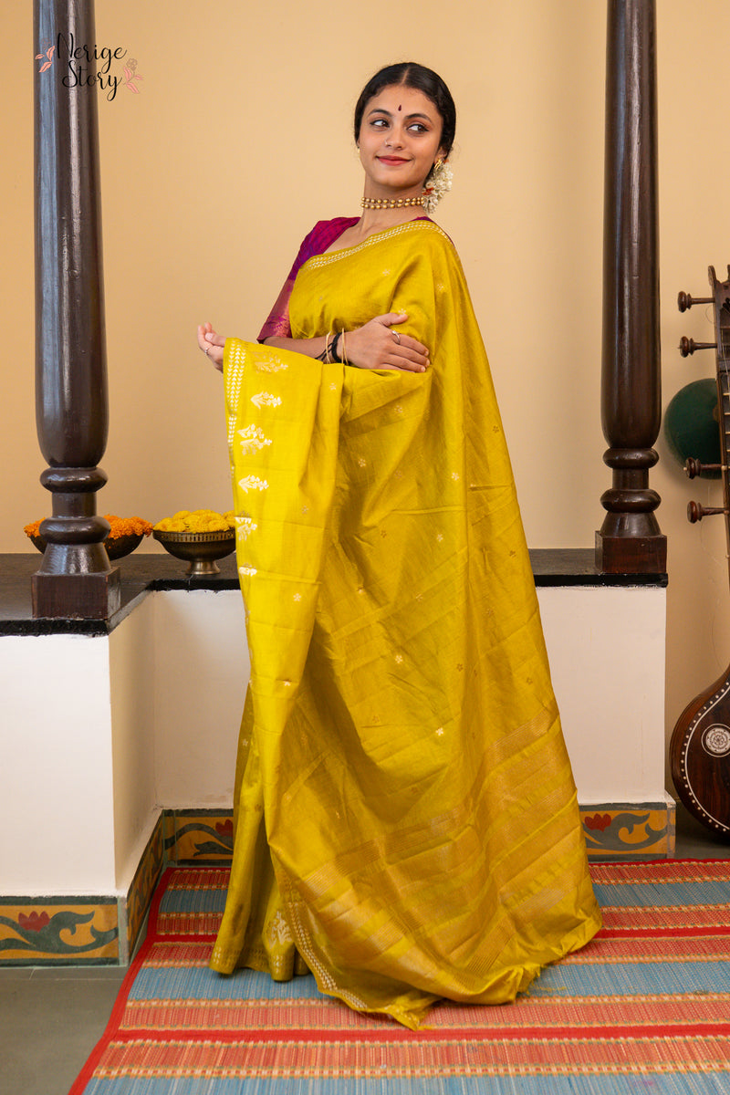 PANKURI (पंखुरी)