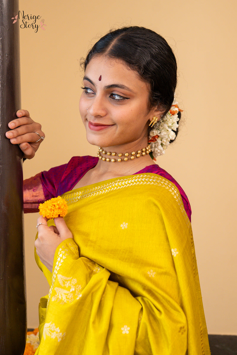 PANKURI (पंखुरी)