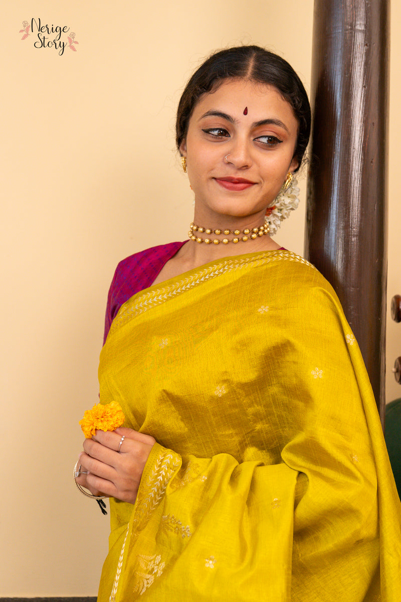 PANKURI (पंखुरी)