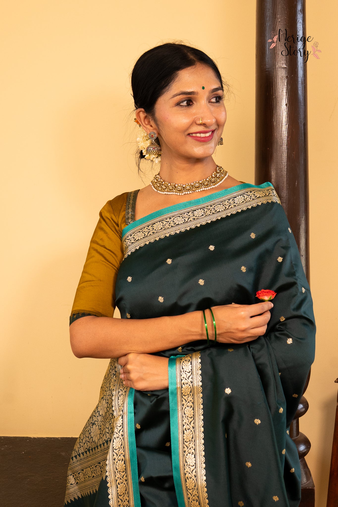 CHITRAVIA (चित्रविया)