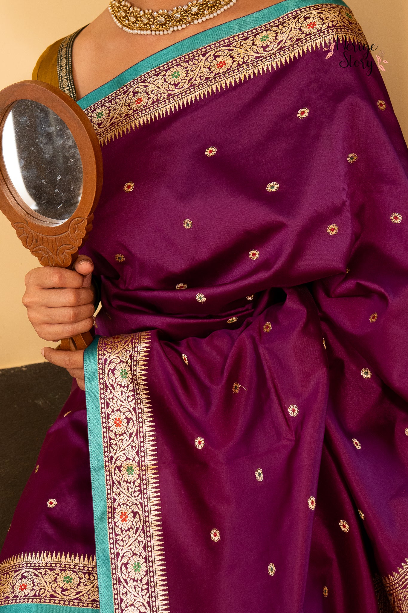 AAYUKTA (आयुक्ता)