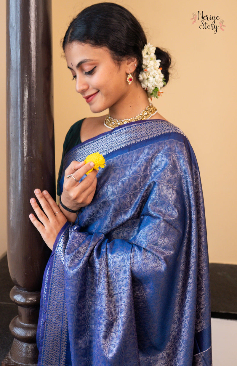 SUMANASA (सुमनसा)