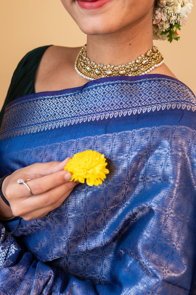 SUMANASA (सुमनसा)