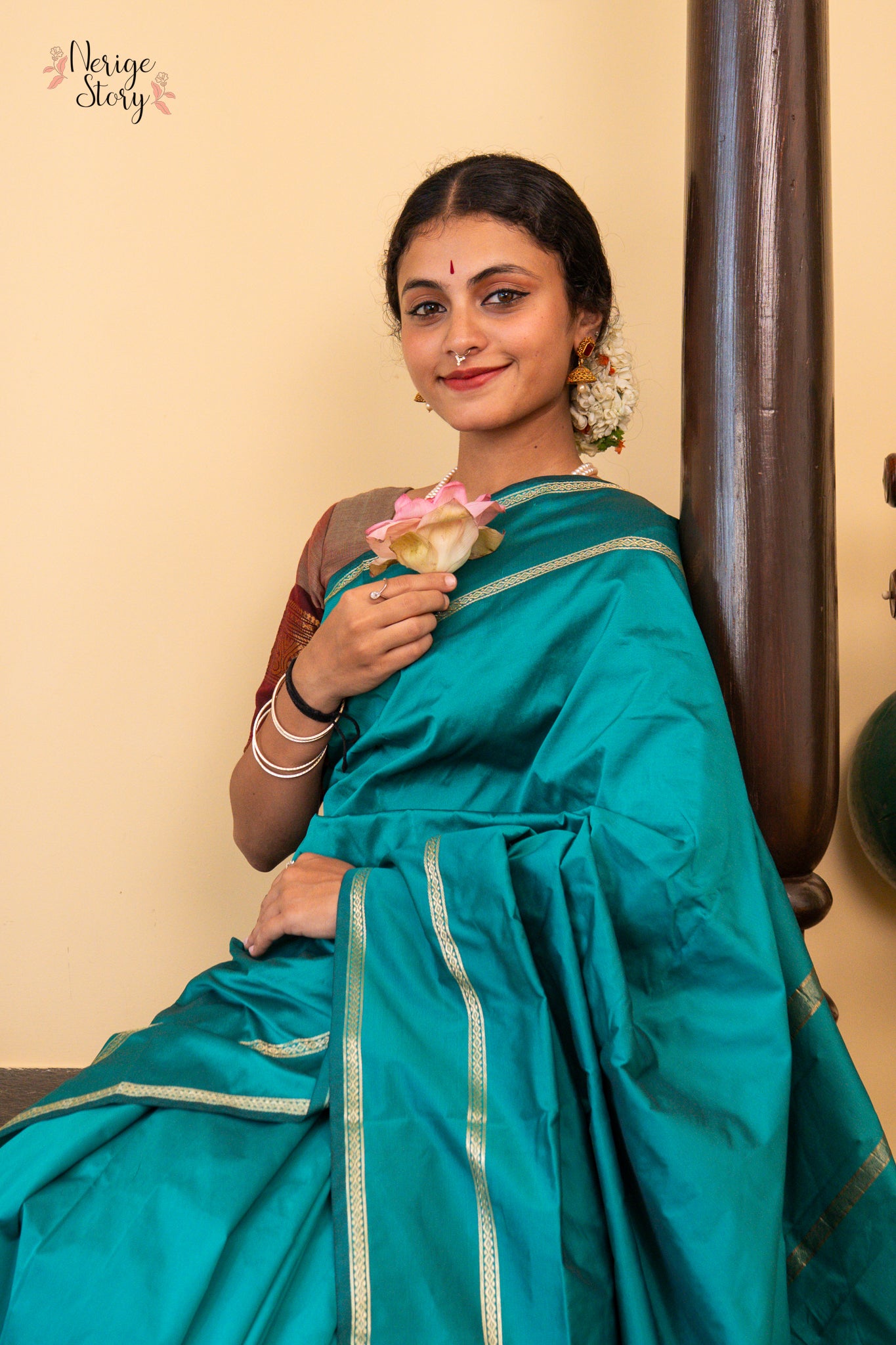 ANJALI (ಅಂಜಲಿ)