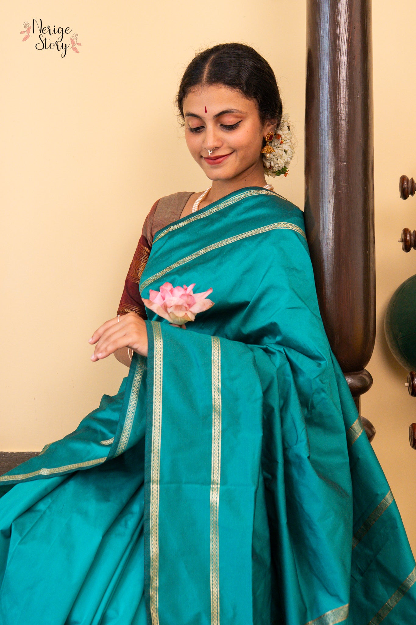 ANJALI (ಅಂಜಲಿ)