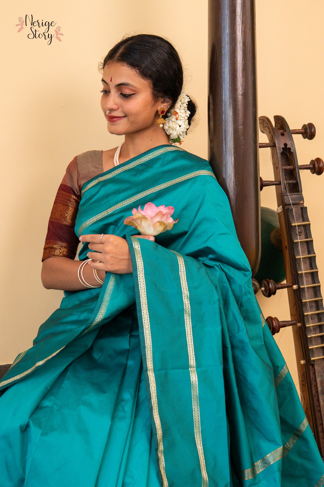 ANJALI (ಅಂಜಲಿ)