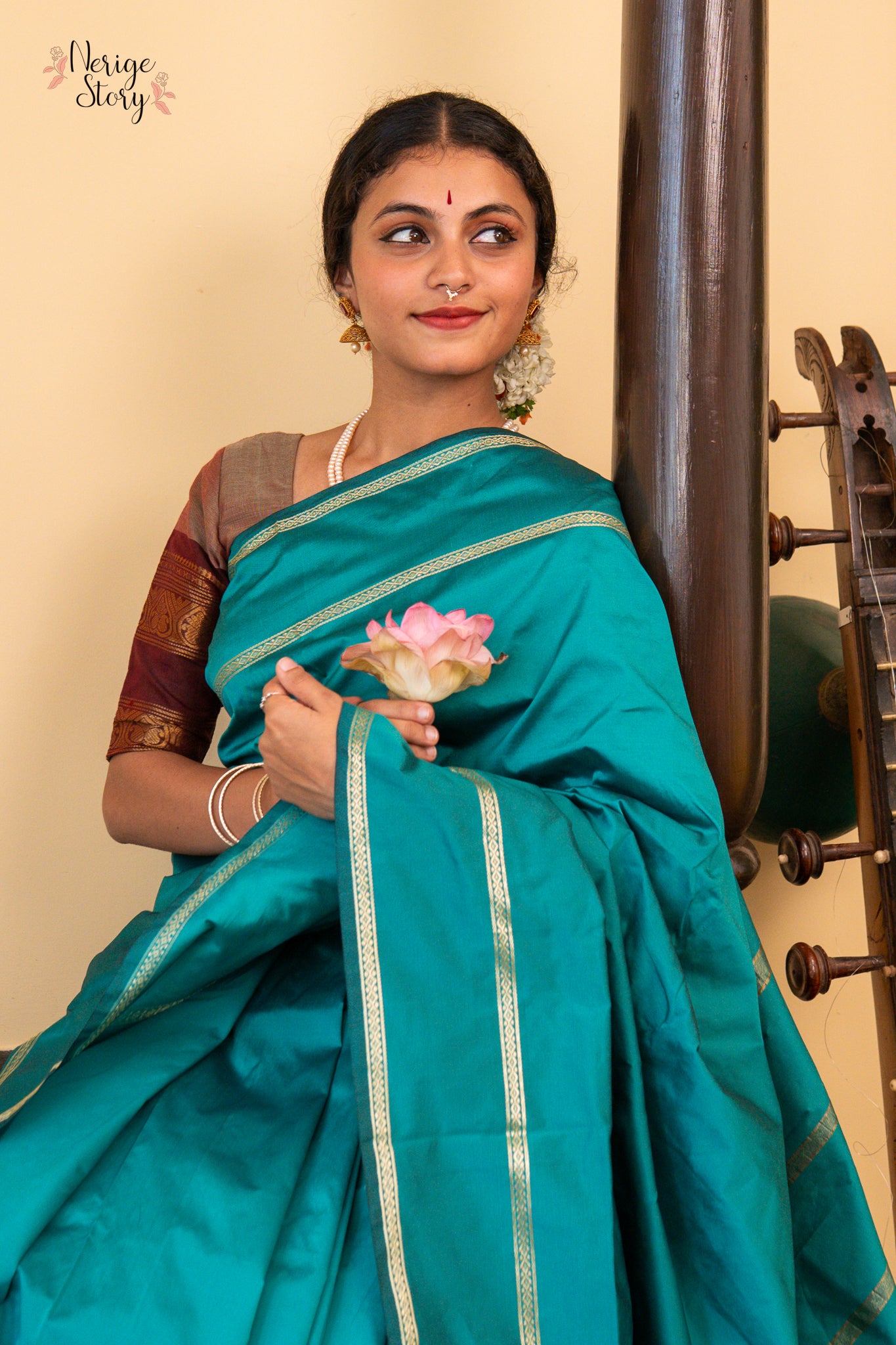 ANJALI (ಅಂಜಲಿ)