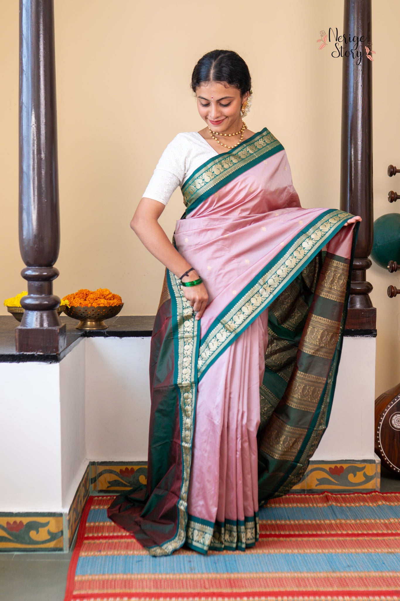 SURAVI (ಸುರವಿ)