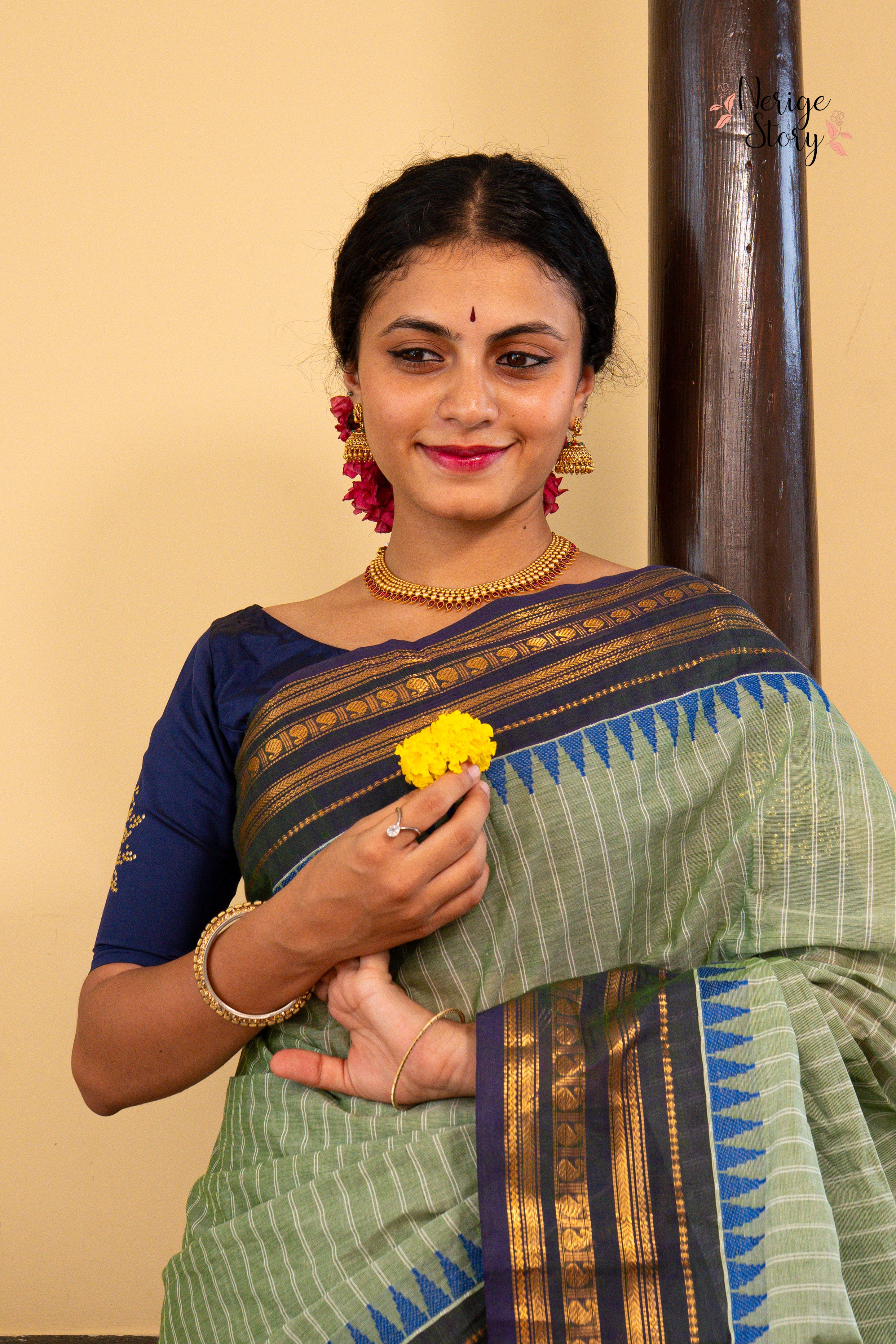 MADHULI (ಮಧುಲಿ)