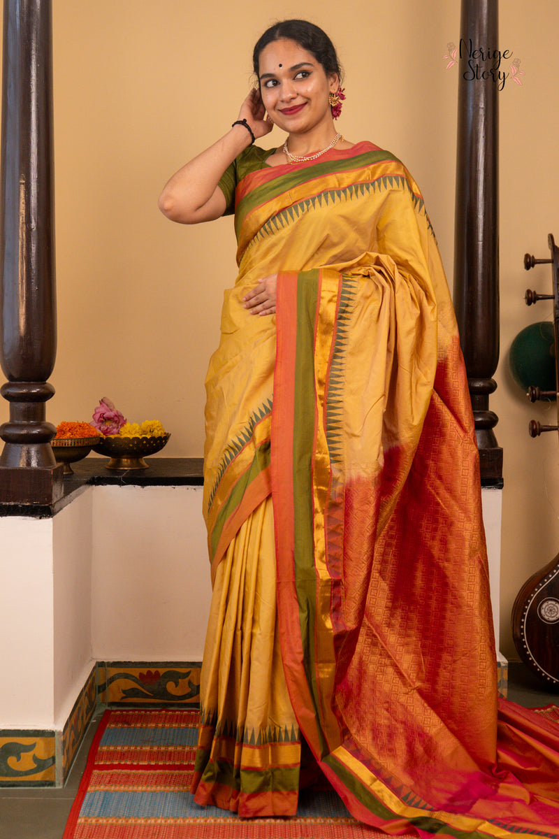 GAYATHRI (காயத்ரி)