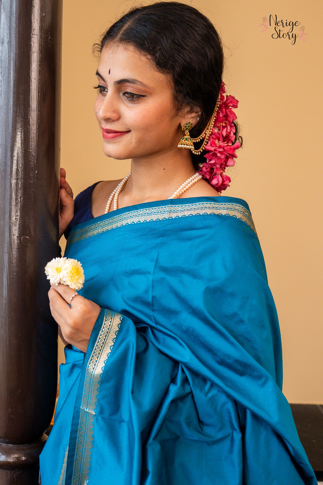 MOUNA (ಮೌನ)