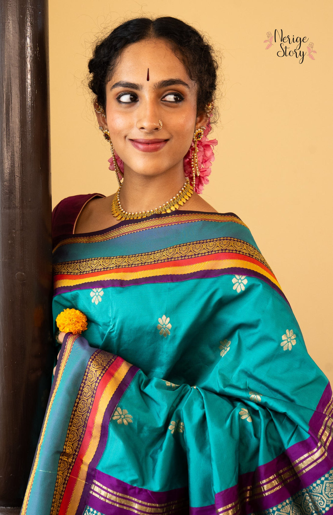 GUNASHRI (ಗುಣಶ್ರೀ)