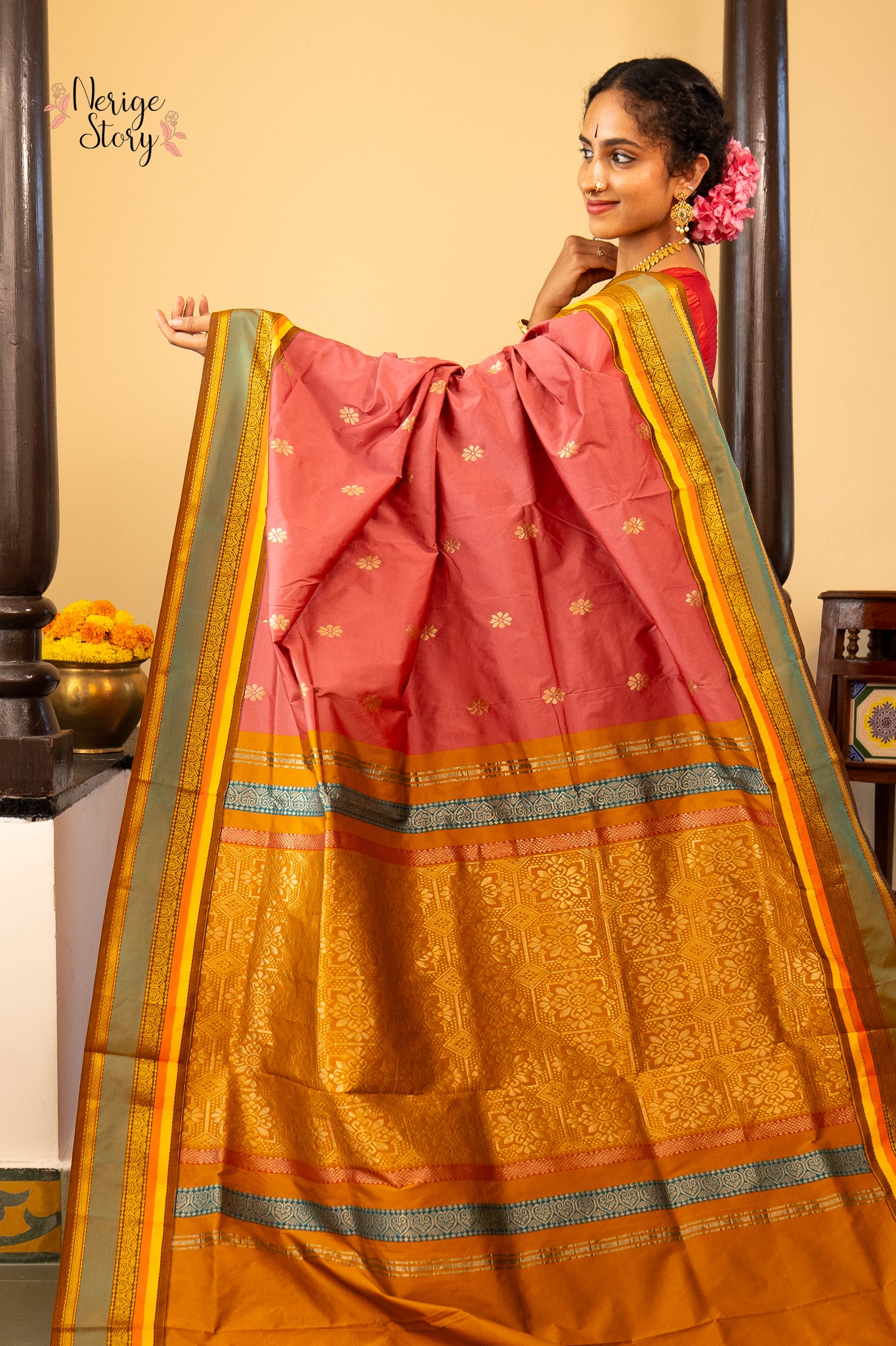 DAMINIKA (ದಾಮಿನಿಕಾ)
