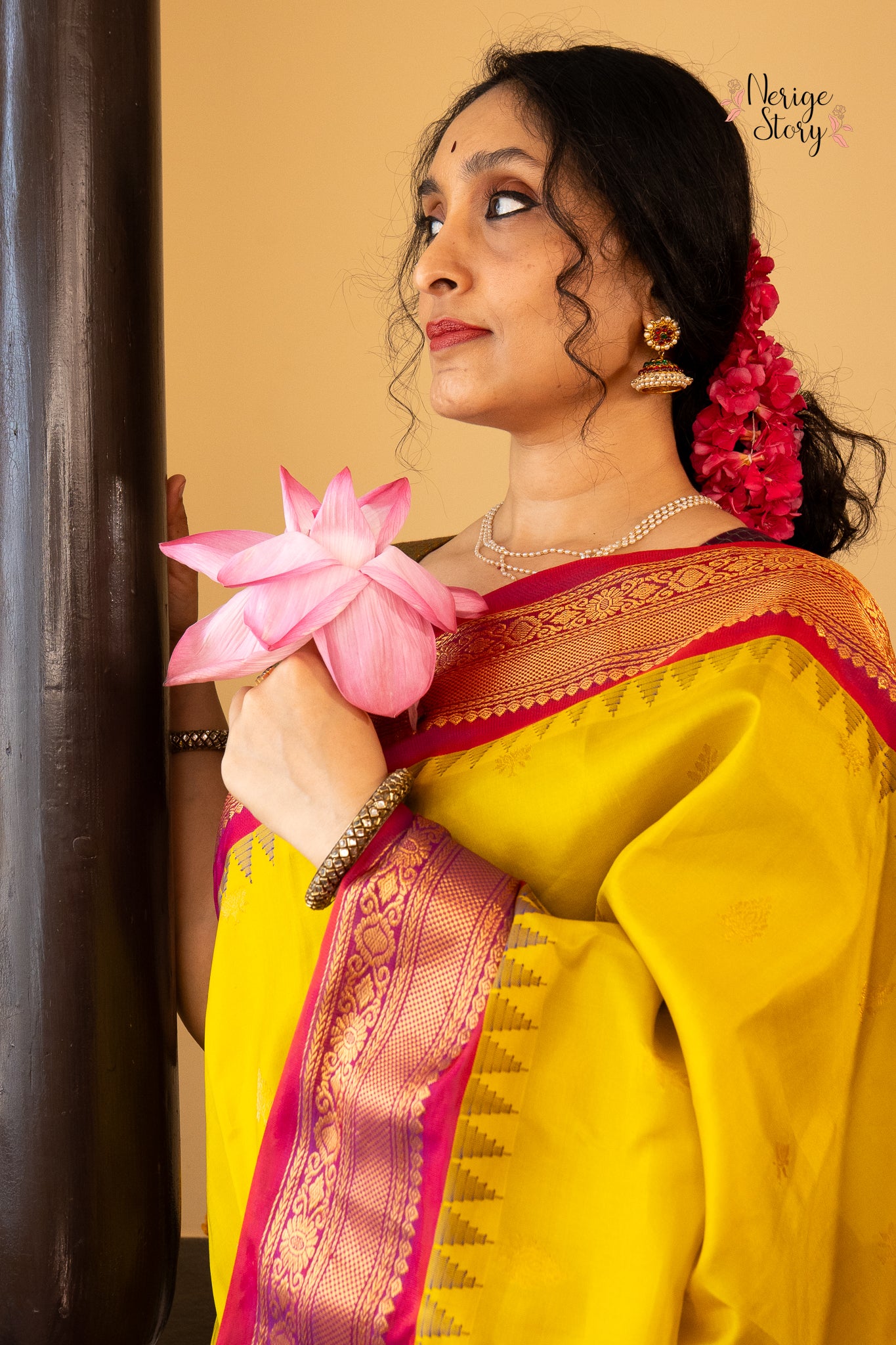 ALAMELU (అలమేలు)