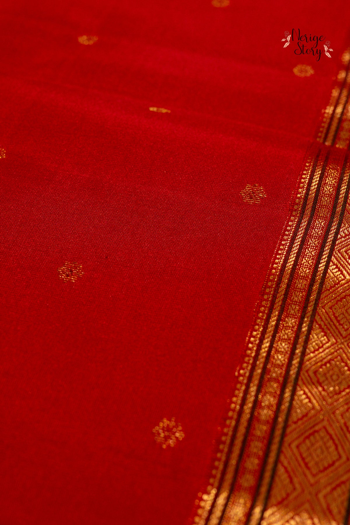 JASMITHA (ஜஸ்மிதா)
