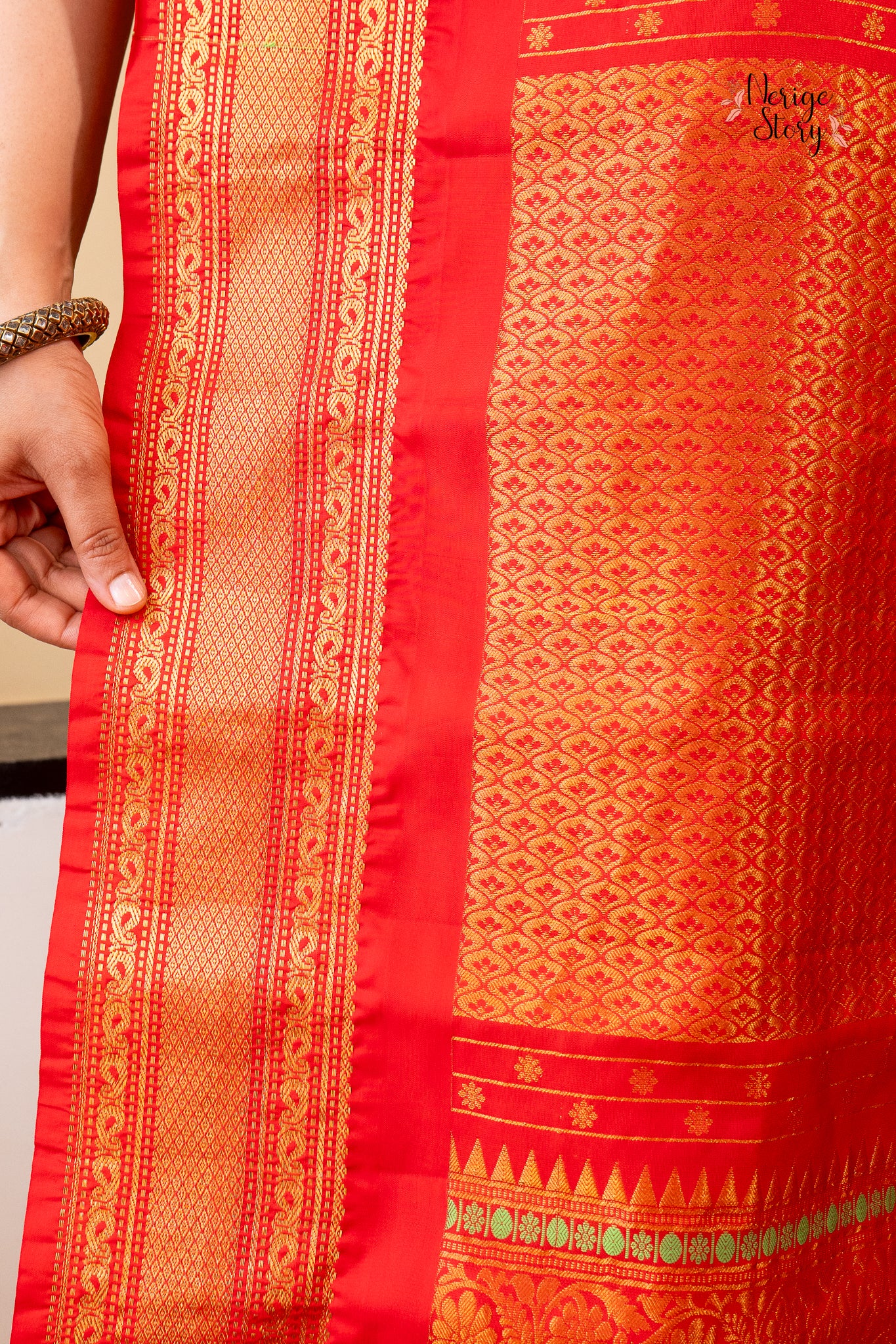 RAJESHWARI (రాజేశ్వరి)